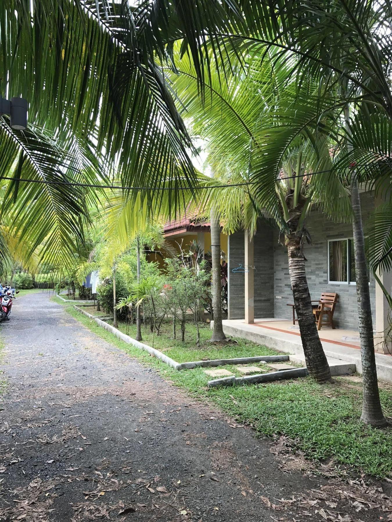 Coconut Bungalow Nai Yang Beach Kültér fotó
