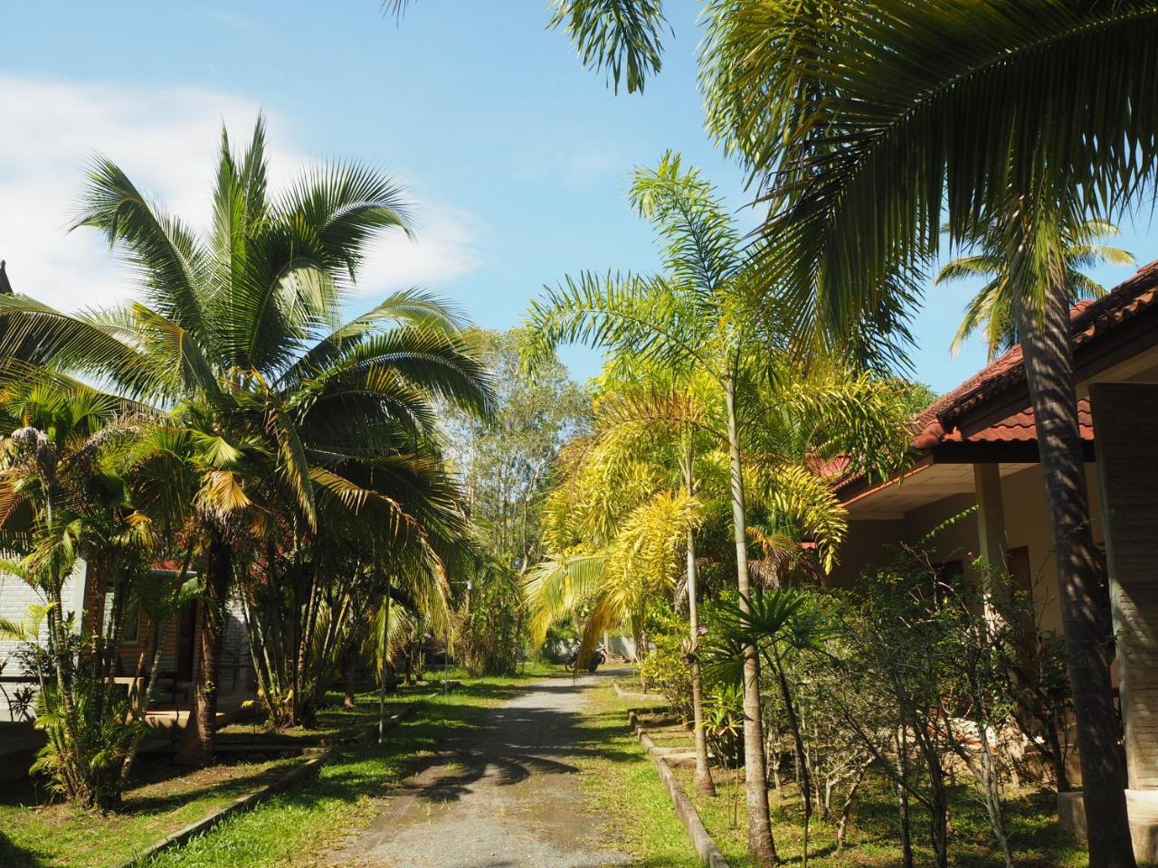 Coconut Bungalow Nai Yang Beach Kültér fotó