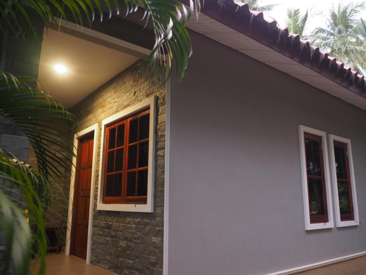 Coconut Bungalow Nai Yang Beach Kültér fotó